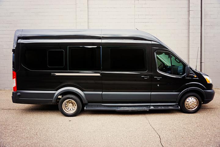 10 PASSENGER TRANSIT VAN